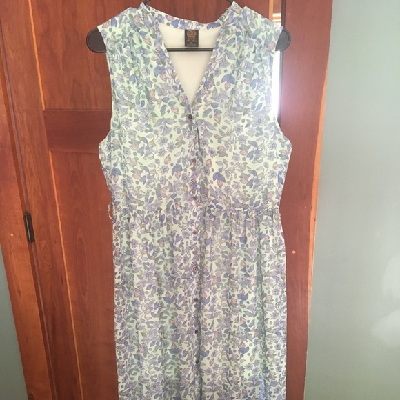 Alice in Wonderland maxi dress - Picture 4 of 7